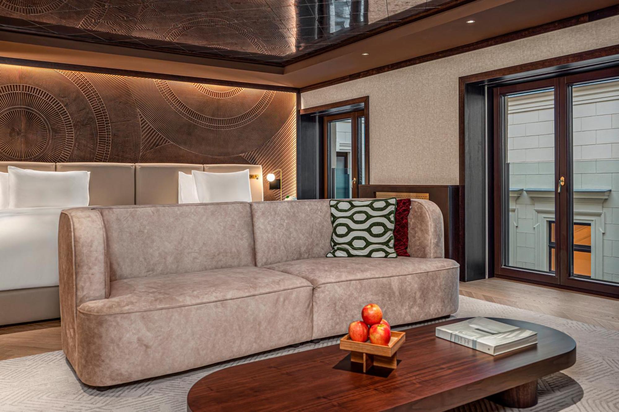 فندق Almanac Palais فيينا المظهر الخارجي الصورة The interior of the 100m motor yacht